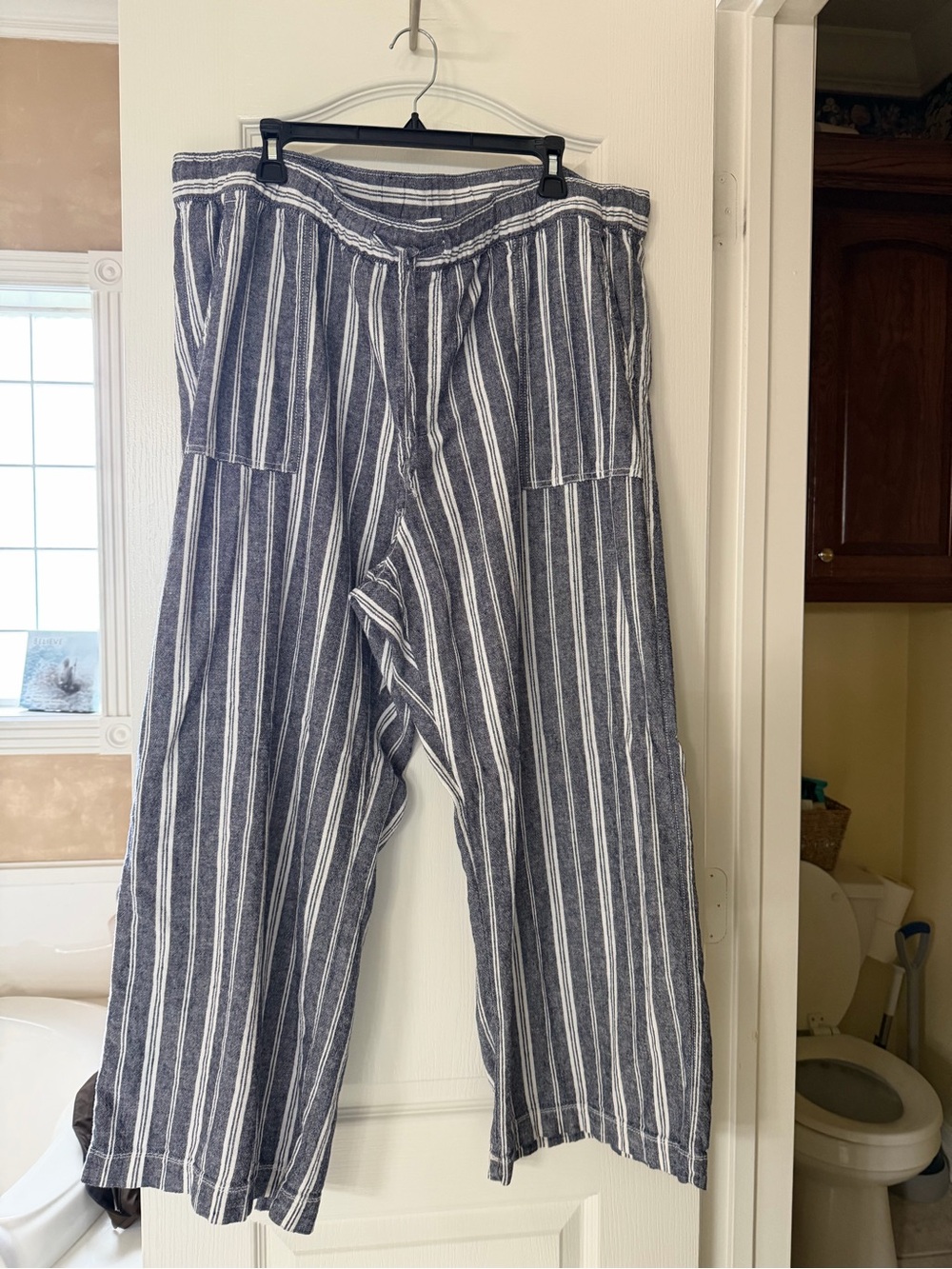 GAP Navy and White Striped Wide-Leg Pants